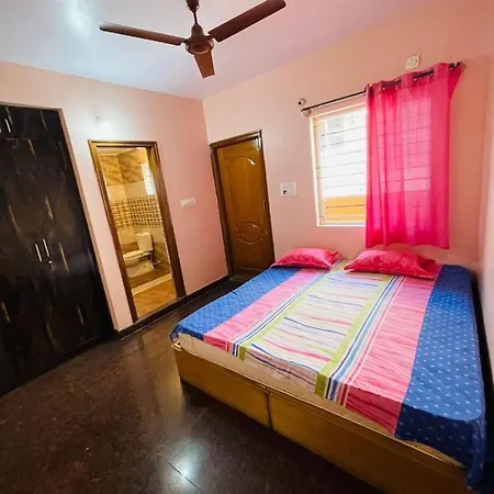 Sai Residency - 2 & 3 Bhk Flat'S With Free Parking Apartment